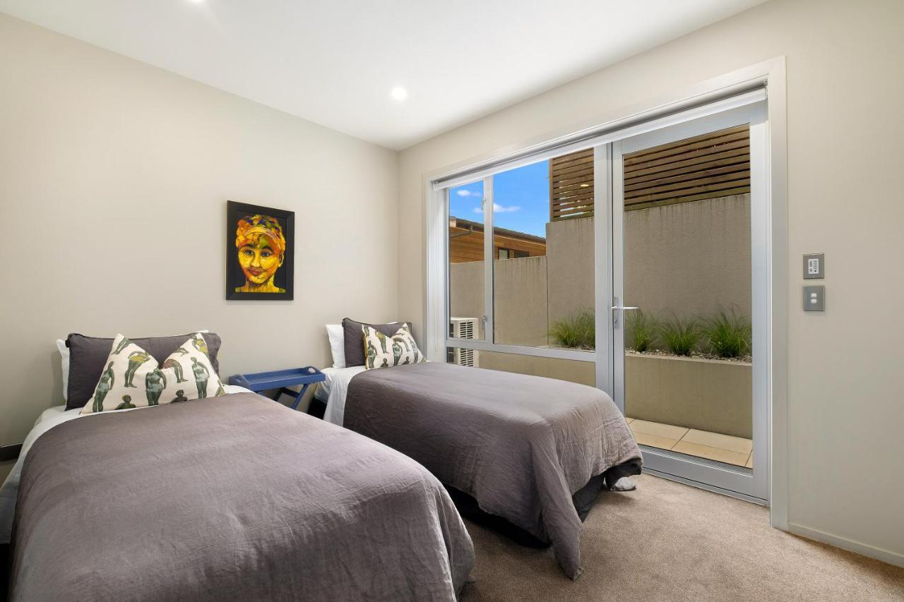 Luxury Lakeview Vista Apartment Wanaka Bagian luar foto